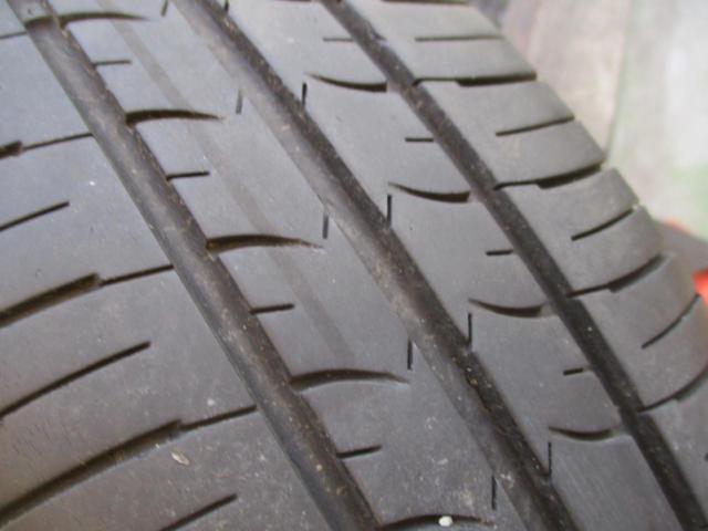 1 Goodyear EfficientGrip
EG01