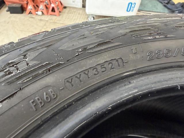 YOKOHAMA iceGUARD G075 235/55R17 103Q タイヤのみ4本セット