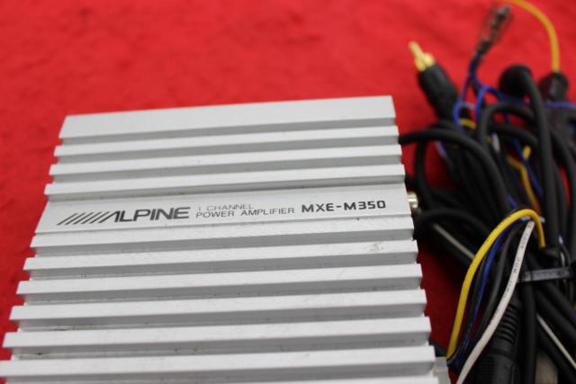 ALPINE MXE-M350 センタースピーカー用アンプ