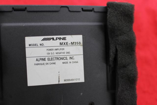 ALPINE MXE-M350 センタースピーカー用アンプ