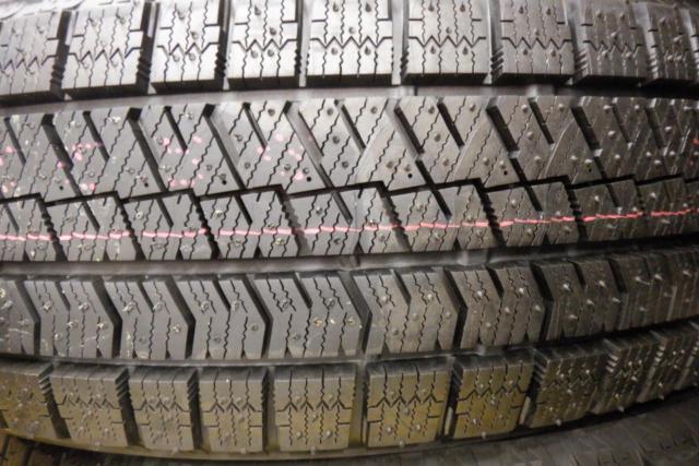 【2019年製】BRIDGESTONE BLIZZAK VRX2 195/60R17