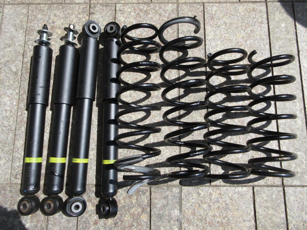 SUZUKI
Jimny
JB64 genuine
Suspension kit