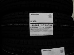 BRIDGESTONE W300 145/80R12LT 80/78N