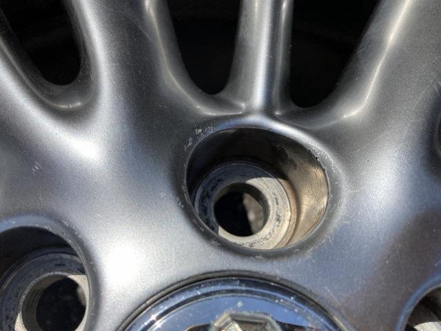 Toyota genuine
Toyota genuine
Crown Royal (180 series)
Special Edition (PREMIUM)
EDITION)
Genuine
Aluminum wheels + DUNLOP
LE
MANS
V