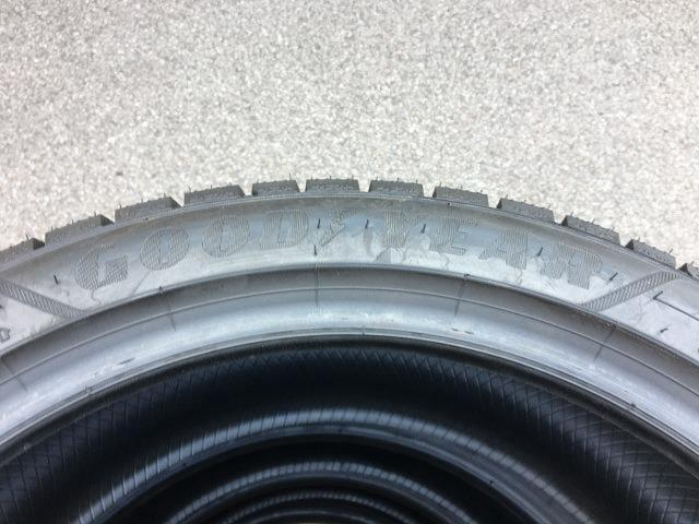 ★年式古い未使用★GOODYEAR ICE NAVI8 205/45-17 4本 タイヤのみ