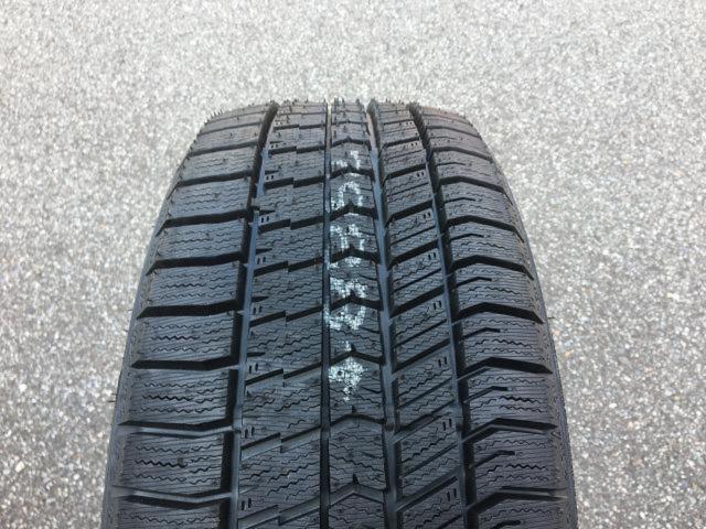★年式古い未使用★GOODYEAR ICE NAVI8 205/45-17 4本 タイヤのみ