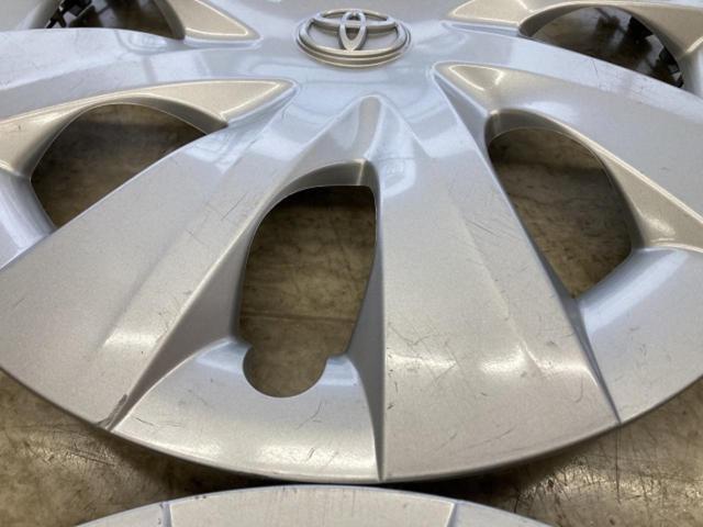トヨタ スペイド純正 15インチ ホイールキャップ 4枚