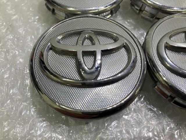 Toyota
Aqua genuine
Center cap
Four