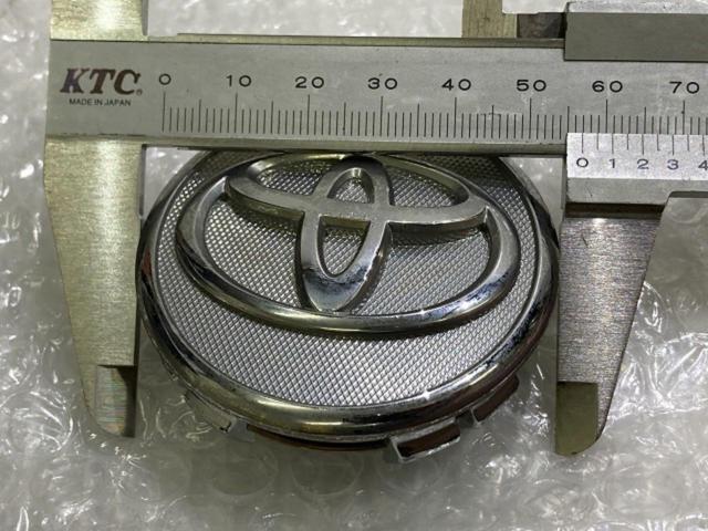 Toyota
Aqua genuine
Center cap
Four