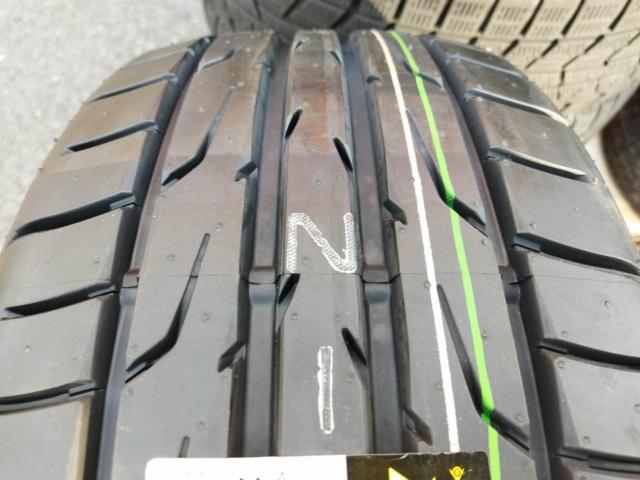 [タイヤ4本] 【ラベル付き☆街乗りスポーツタイヤ!】 DUNLOP DIREZZA DZ102 225/40R18 88W 2026年モデル