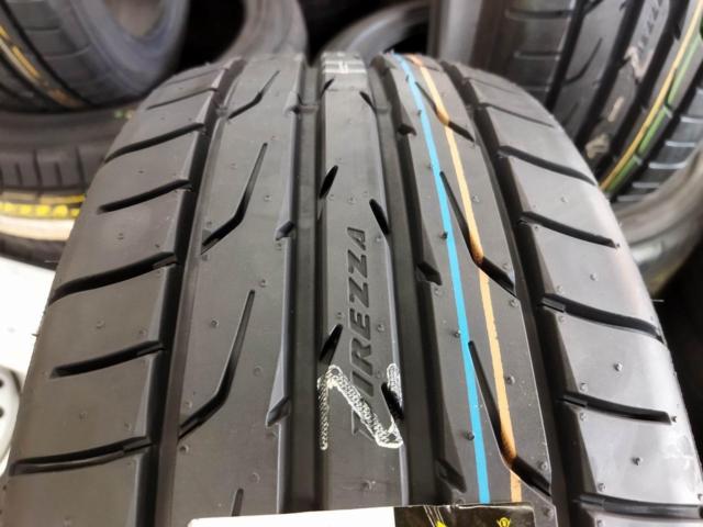 [タイヤ4本] 【ラベル付き☆街乗りスポーツタイヤ!】 DUNLOP DIREZZA DZ102 205/45R17 84W 2026年モデル