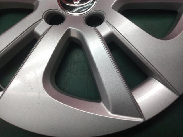 トヨタ純正 プリウス/ZVW50 ホイールキャップ 1枚のみ