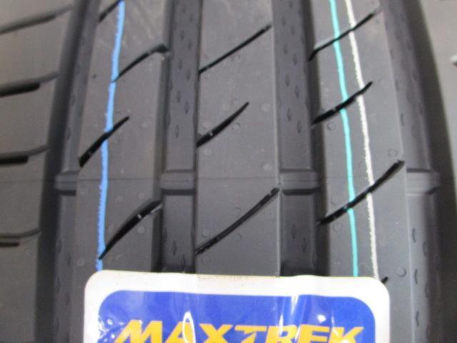 MAXTREK
MAXIMUS
M2 (manufactured in 2026/unused) 235/35R19