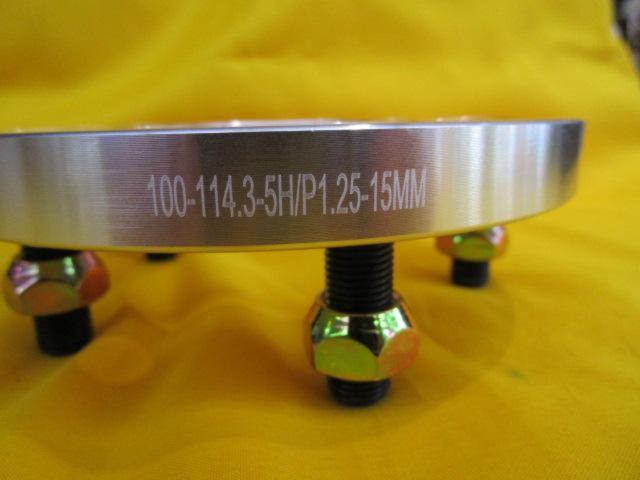 Durax
Conversion wide tread spacer
15mm
PCD100 → 114.3-5H
M12xP1.25]