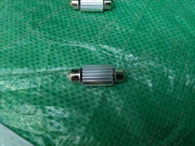 HID屋 LED ルームランプ ナンバー灯 2400lx 6500K T10 36-37mm ホワイト