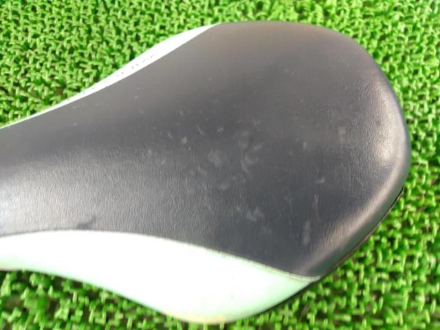【傷あり】FIZIK WING・FLEXサドル チェレステ