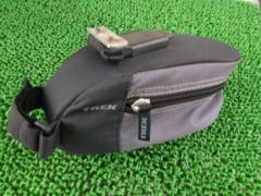 TREK SEATBAG BASIC QC80 サドルバッグ ブラック/グレー