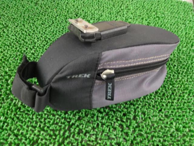 TREK SEATBAG BASIC QC80 サドルバッグ ブラック/グレー
