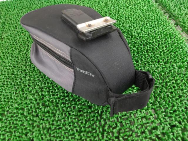 TREK SEATBAG BASIC QC80 サドルバッグ ブラック/グレー