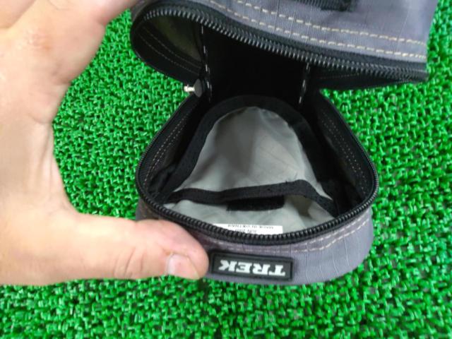 TREK SEATBAG BASIC QC80 サドルバッグ ブラック/グレー