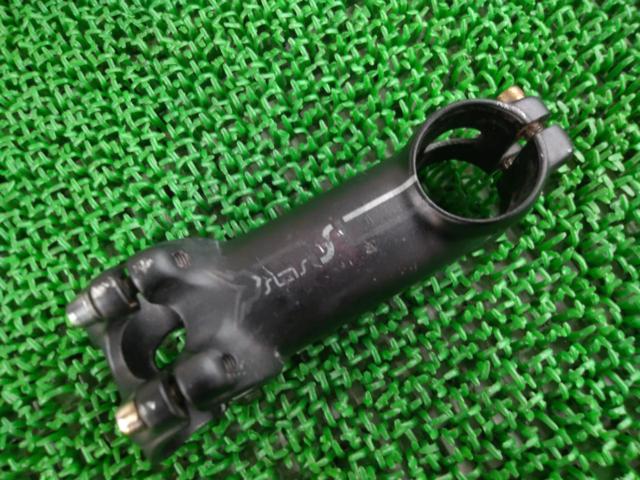 Φ31.8/90mm/7°FELT アルミアヘッドステム ブラック