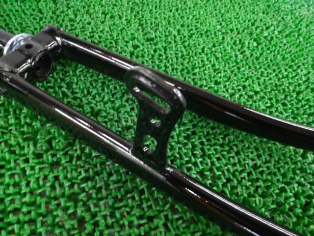 メーカー不明 スレッドタイプフロントフォーク コラム長165mm 適応サイズ不明 ブラック