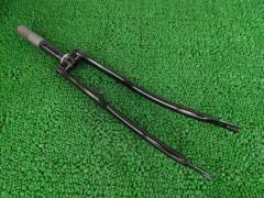 メーカー不明 スレッドタイプフロントフォーク コラム長175mm 適応サイズ不明 ブラック