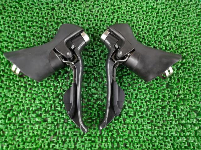 shimano ULTEGRA ST-6800 2×11S STIレバー左右セット
