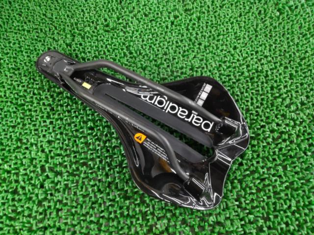 BONTRAGER PARADIGM XXX カーボンレールサドル
