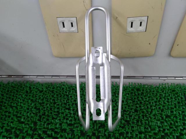 GIANT GATEWAY 5mm ボトルケージ シルバー