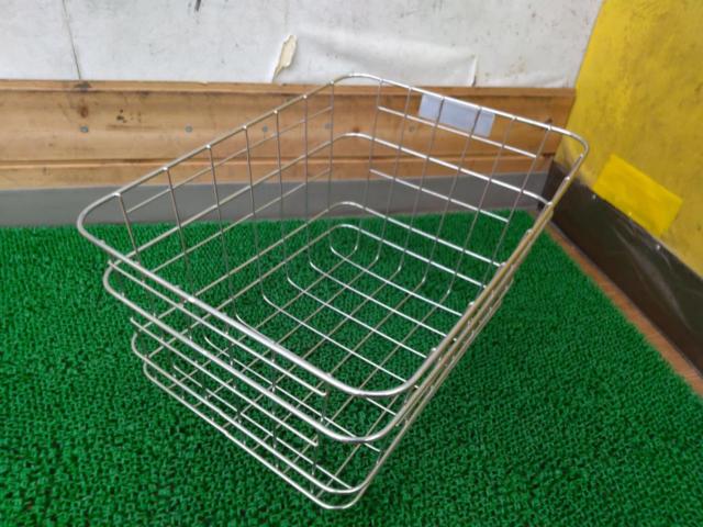 メーカー不明 ステンレス製リアバスケット
