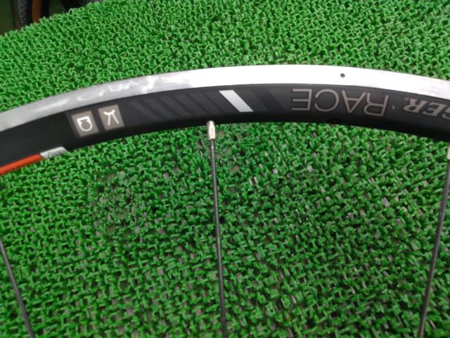 ※前のみ Bontrager RACE アルミホイール フロントのみ