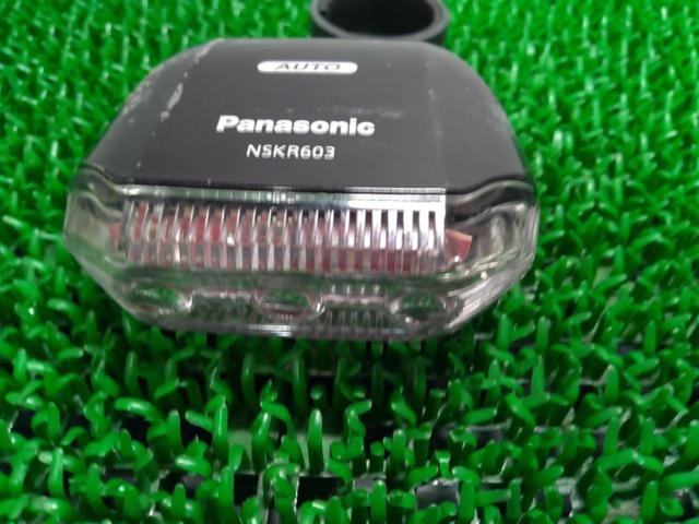Panasonic NSKR603 電池式リアライト