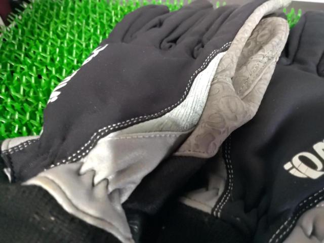 ※リフレクター部ヒビ割れ サイズMPEARL IZUMI ウインターグローブ ブラック