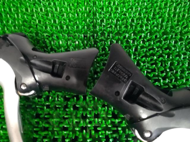3x8s※カバー・クランプ欠品 SHIMANO ST2300 STIレバー左右