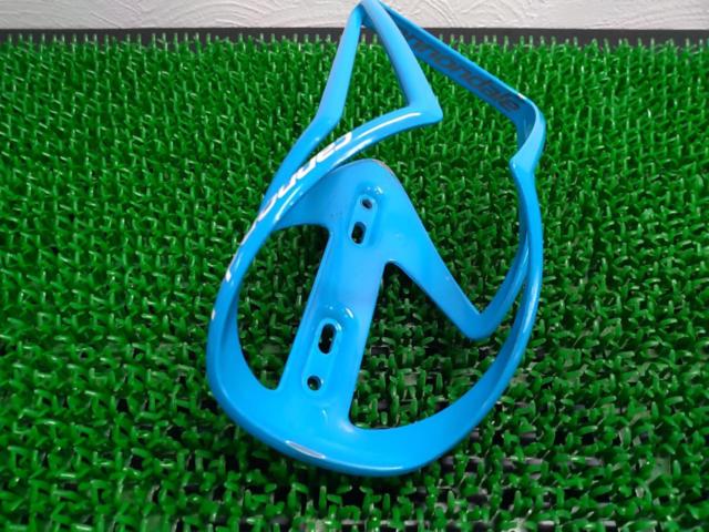 CANNONDALE 樹脂製ボトルケージ ブルー