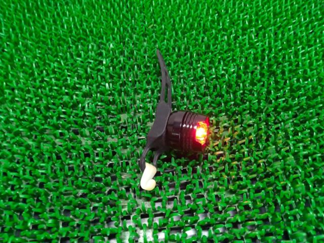 メーカー不明 電池式リアライト
