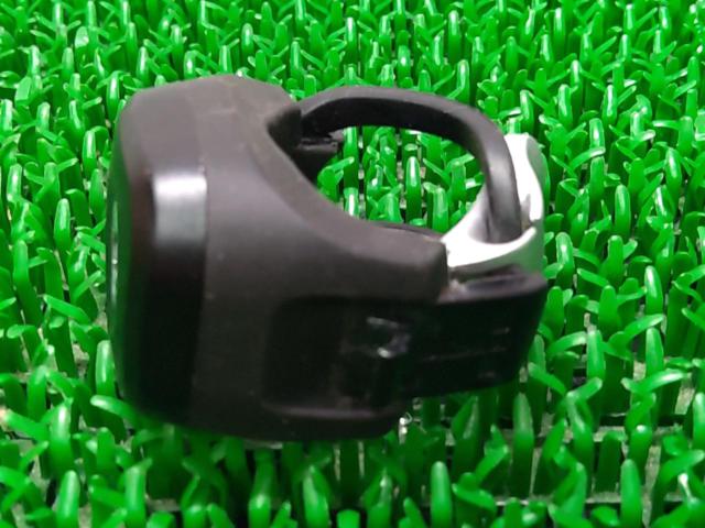 knog BLINDER MINI DOT 充電式フロントライト ブラック