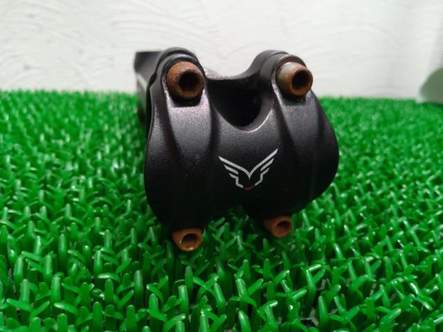 Φ31.8/110mm/±7°FELT Superlite アヘッドステム