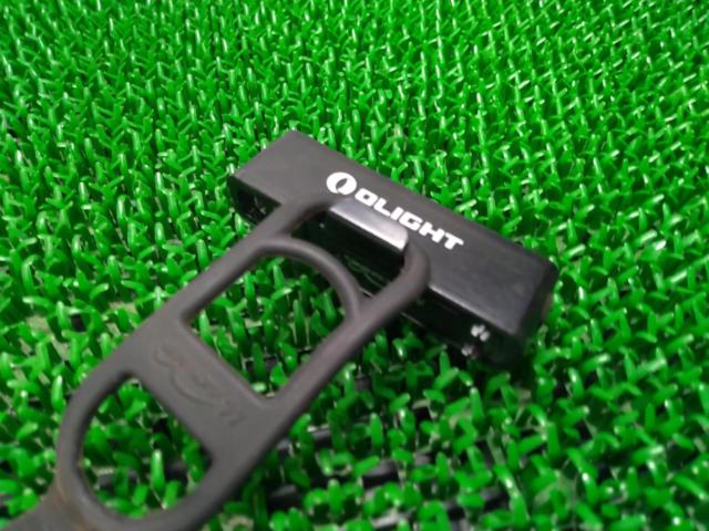 ※裏側ゴムカバー欠品 OLIGHT MAGICSHINE 充電式リアライト