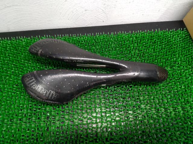 SELLE ITALIA SLC GEL FLOW スポーツ用サドル ブラック