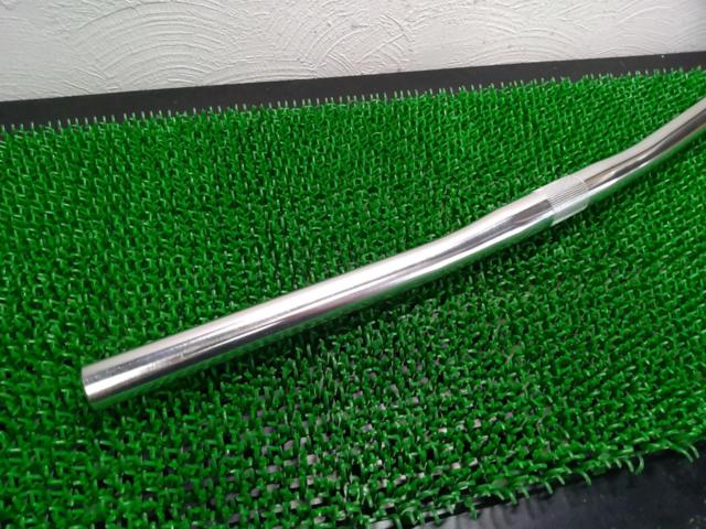 Φ25.4/560mm HL MTB-AL-110PP フラットハンドルバー シルバー