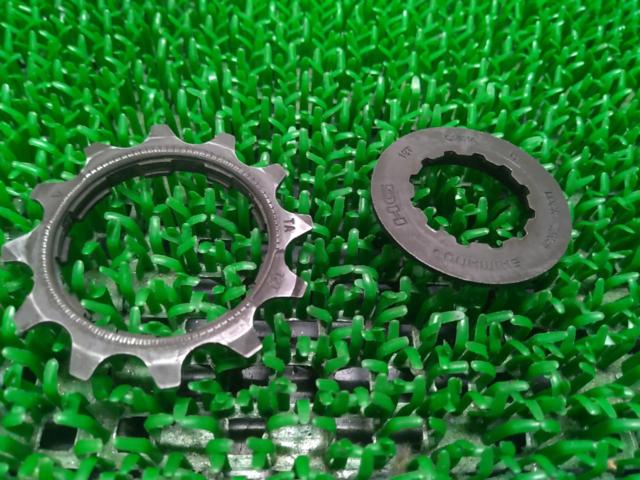 7s 12-32T SHIMANO CS-HG200-7 カセットスプロケット