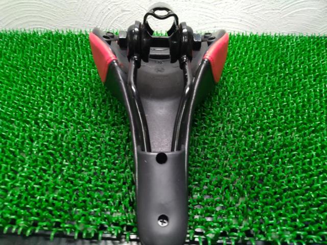 CIONLLI 自転車用サドル レッド