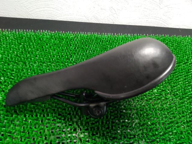 AIDELO FU-6250 スポーツサドル ブラック