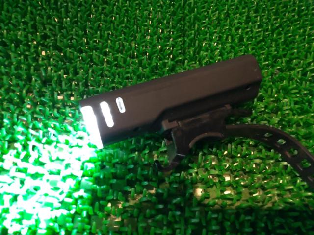 BLACKSCORPION 充電式フロントライト ブラック