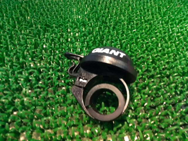GIANT ベル ブラック