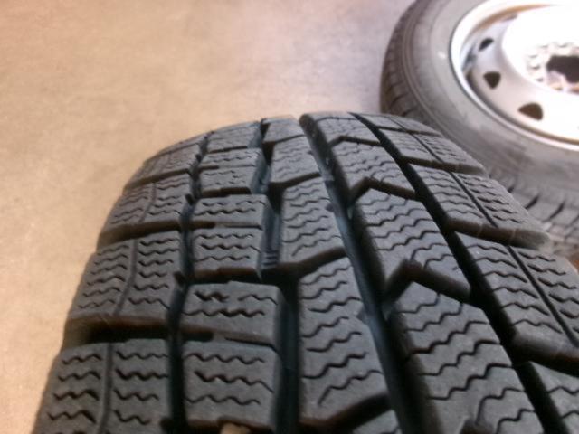 メーカー不明 マルチスチールホイール + DUNLOP WINTERMAXX WM02