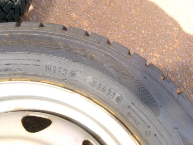 Unknown Manufacturer
Steel wheel
+
DUNLOP
WINTERMAXX
WM02