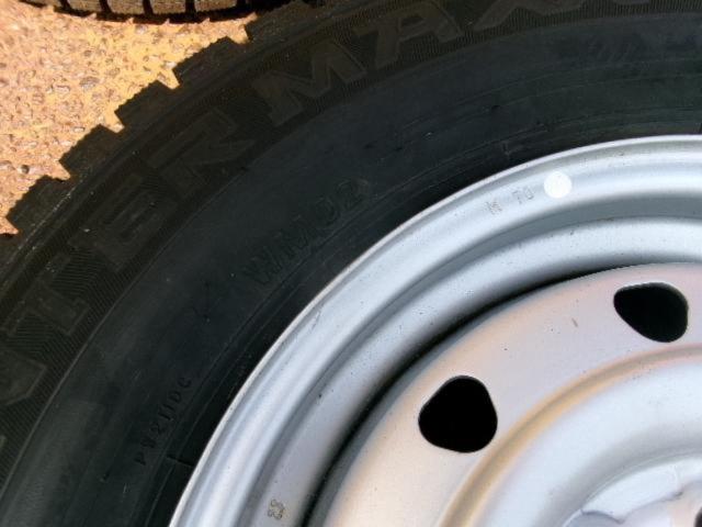 TOPY
Steel wheel
+
DUNLOP
WINTERMAXX
WM02